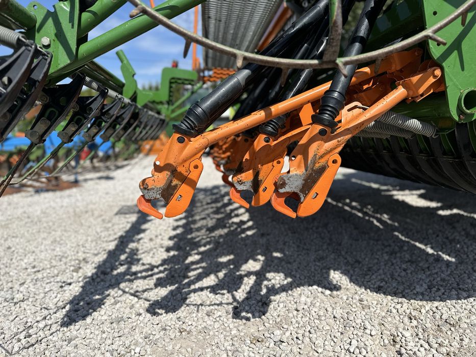 Agregat uprawowo siewny Amazone KE 303 i AD 303