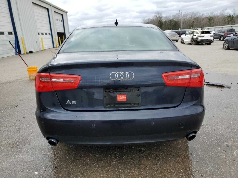 Audi A6 Premium Plus 2014 *