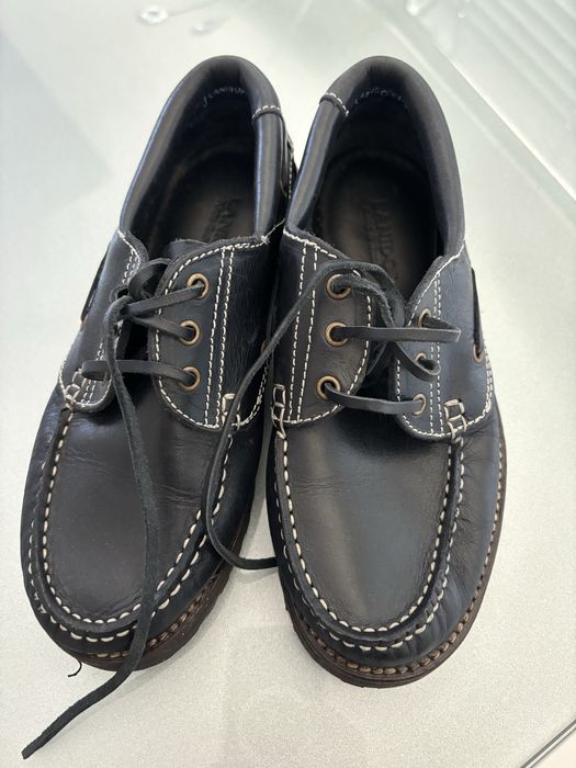 Sapatos de vela paea rapaz