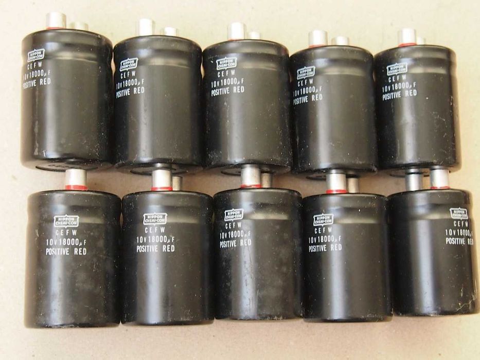 Конденсатор Nippon Chemi-Con 18000 mkF 10 V