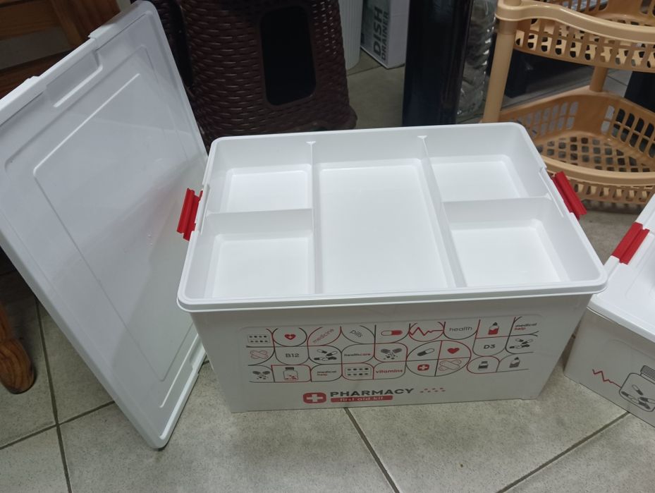 Аптечка органайзер контейнер для ліків лекарств зберігання хранения