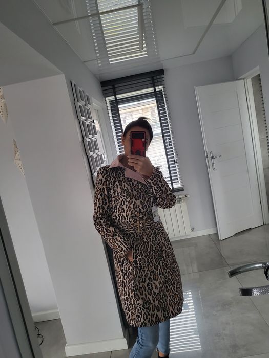 Nowy trencz dwustronny Guess M/L