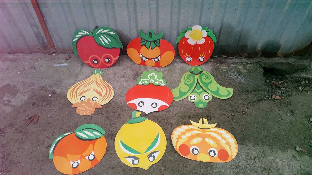 Радянськi дитячi картонi маски