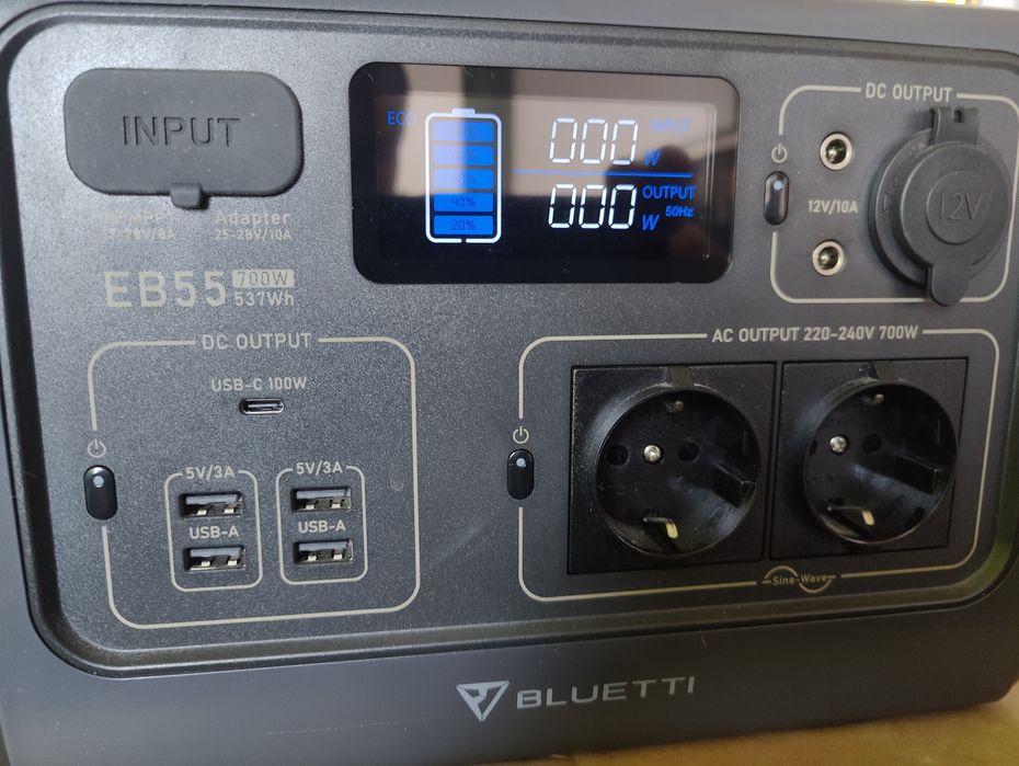Зарядна станція Bluetti EB55