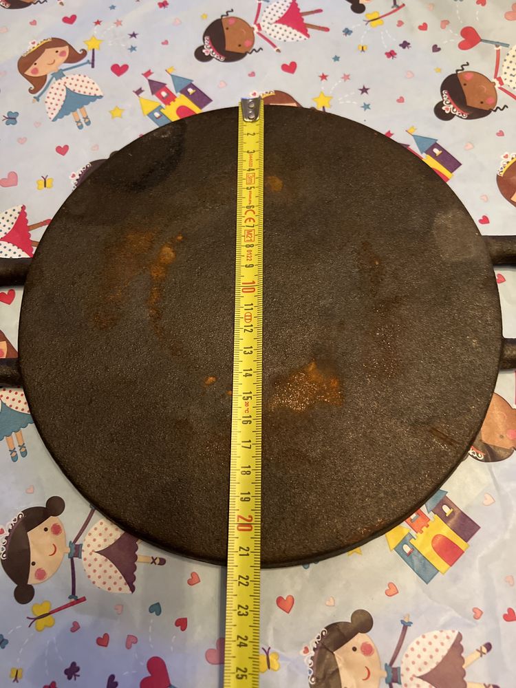 Stara zeliwna forma patelnia z zeliwa do ciastek