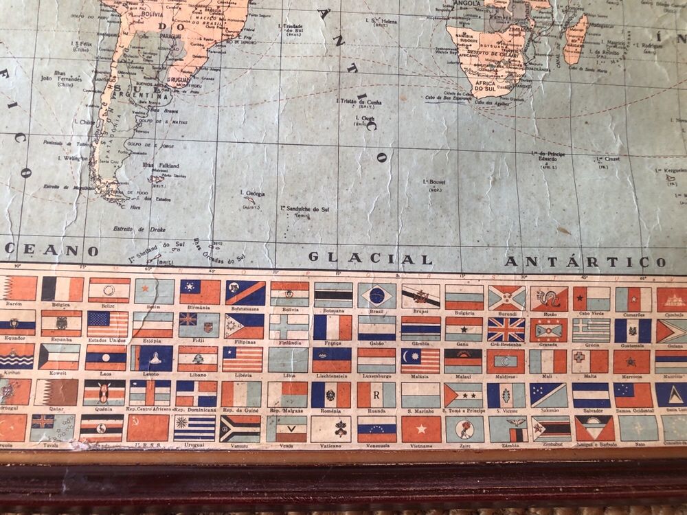 Mapa mundo escolar vintage