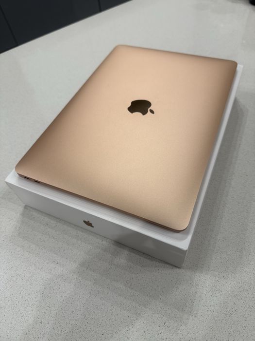 MacBook Air 13, 2019р. 8 gb, 256 gb