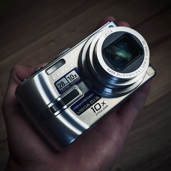Panasonic LUMIX DMC-TZ3 Цифровий Вінтажний Фотоапарат Мильниця