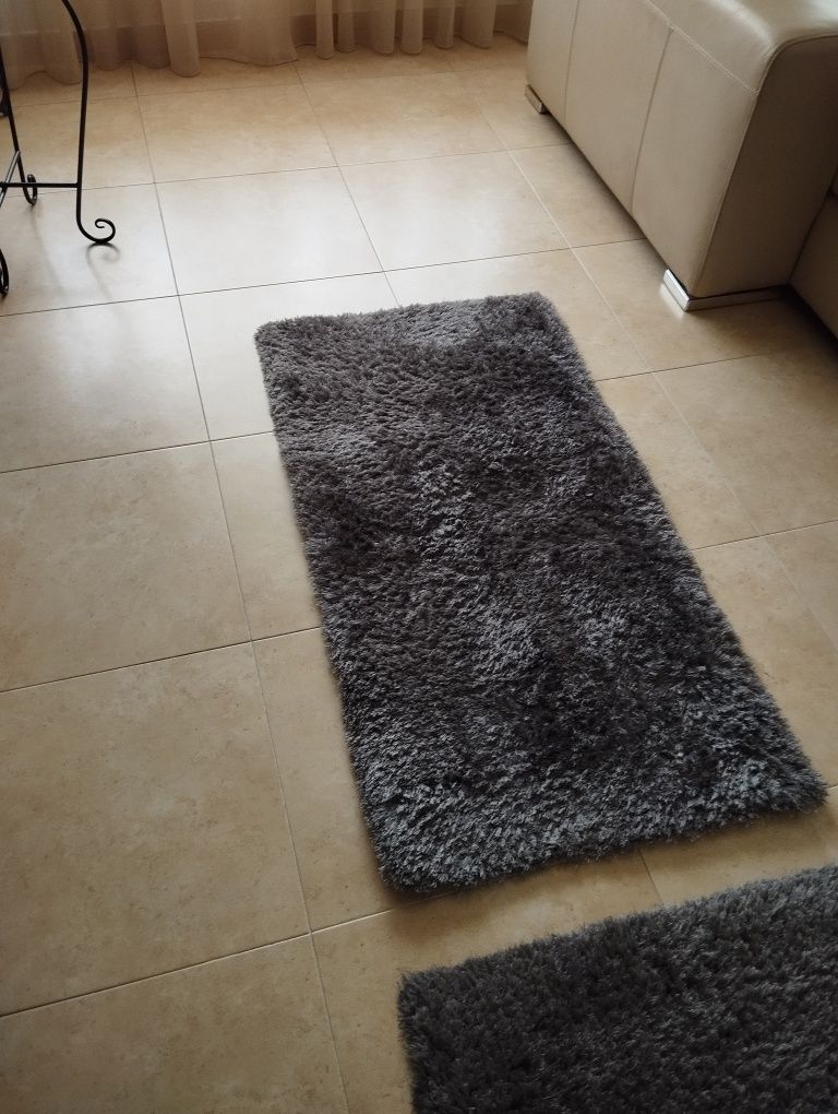 2 tapetes quarto
