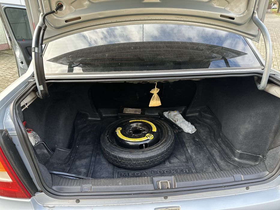 Opel Astra гарний стан