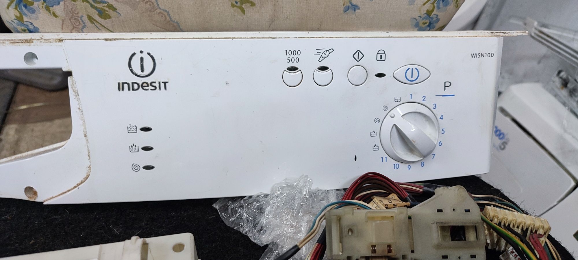 Плата, модуль, индикация Indesit Wisn100 arcadia sw010403