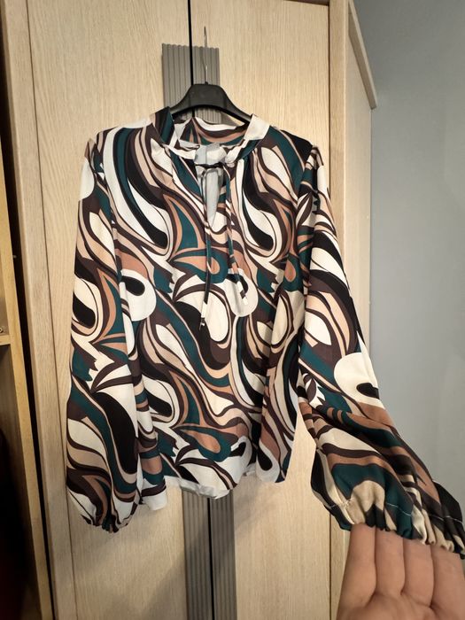 Bluzka damska. Lekka i stylowa! L- XL