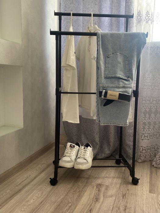 Вішалки для одягу