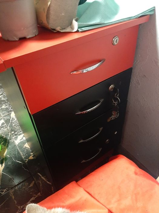 Материалы для мастера маникюра