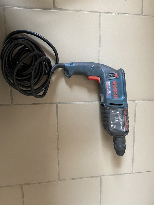 Перфоратор Bosch GBH 2-22 RE Б/У