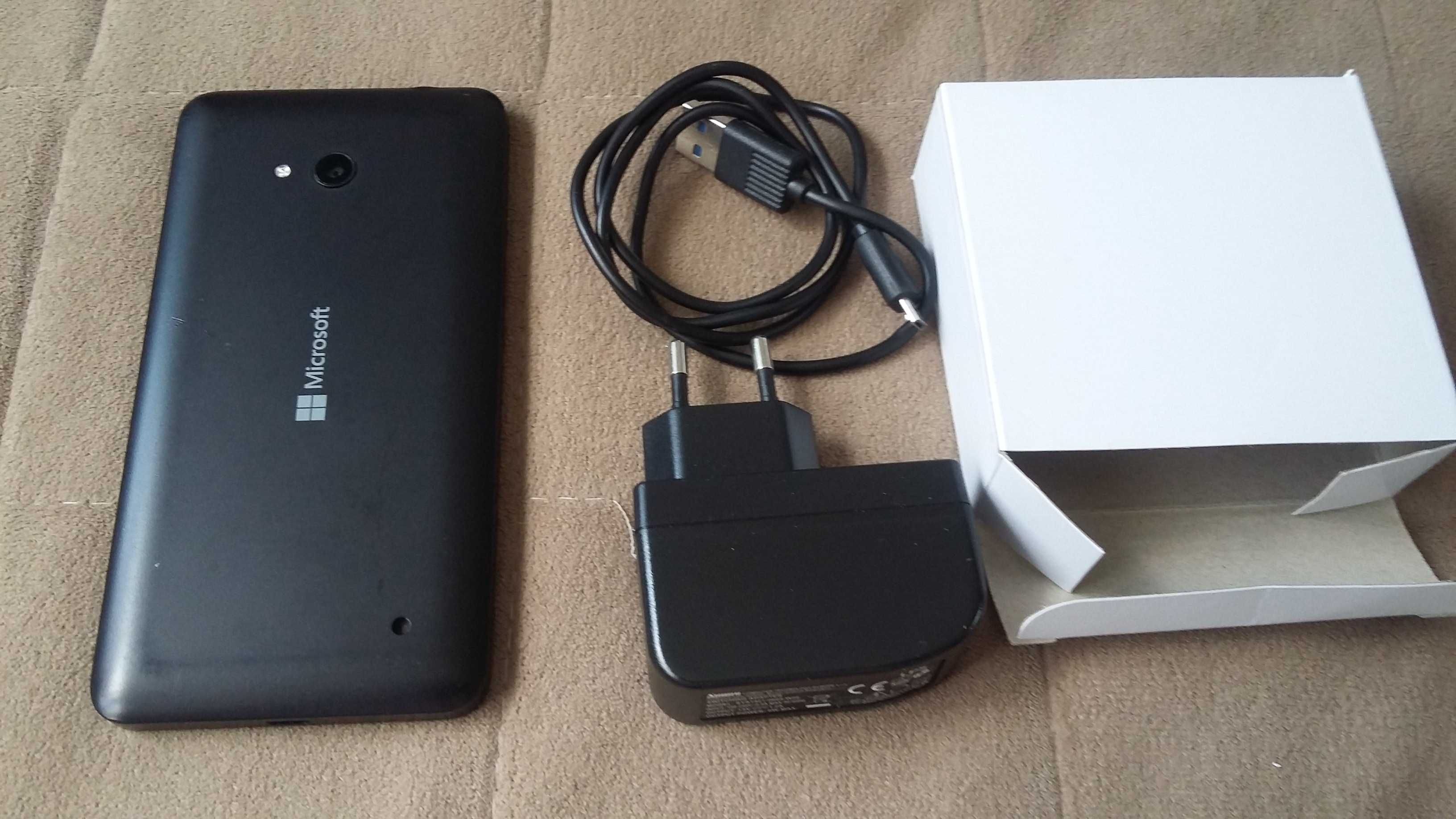 Telefon, smartfon Microsoft + ładowarka nowa