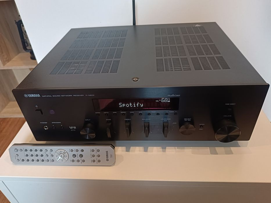 Wzmacniacz Yamaha RN-602 MusicCast