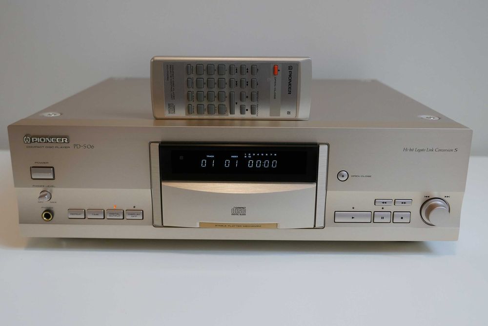 PIONEER PD-S06  Znakomity  odtwarzacz CD  stan kolekcjonerski