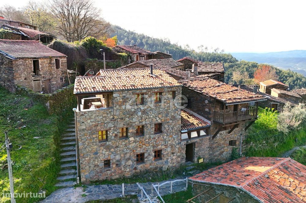 Quinta - T4 | Telhados de Xisto