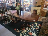 Excelente mesa de sala em madeira - Extensível - óptimo estado geral