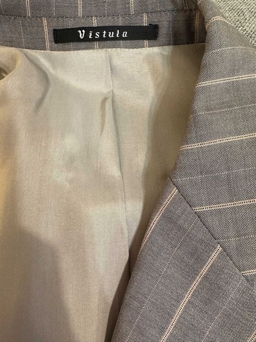 Garnitur męski Vistula - 100% szara wełna z różowymi akcentami (9)