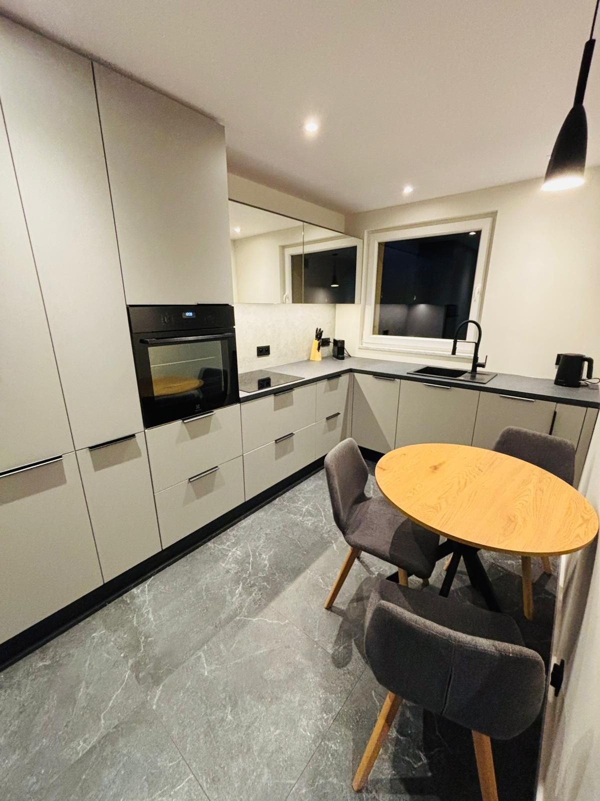 Apartament Zgierz na doby, na godziny, nowoczesny, 18 minut do Łódź