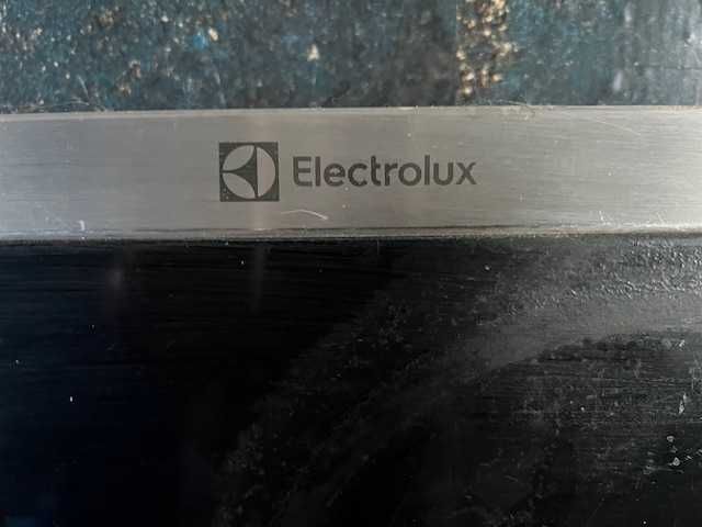 Płyta ceramiczna grzewcza ELECTROLUX EHF-46547XK inspiration używana