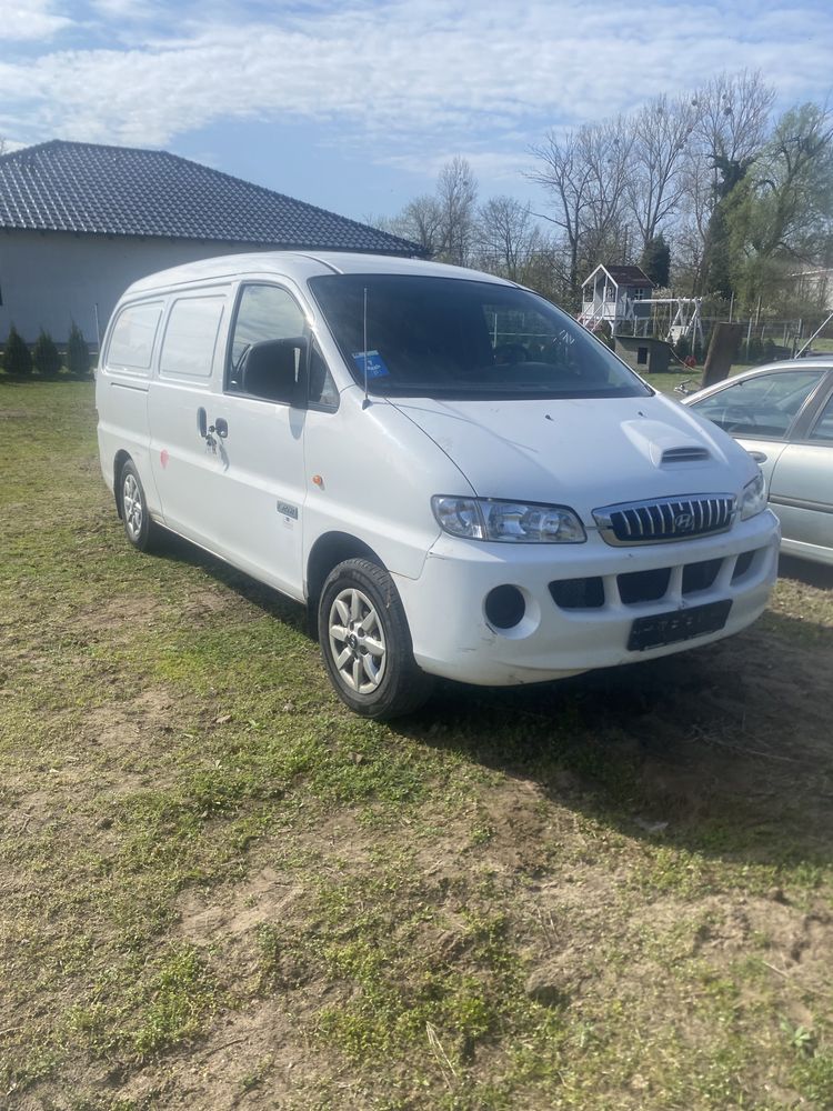 Hyundai    H1