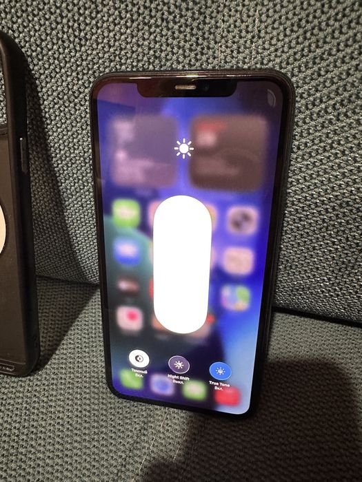 Iphone 11 Pro Max 64gb Newerlock