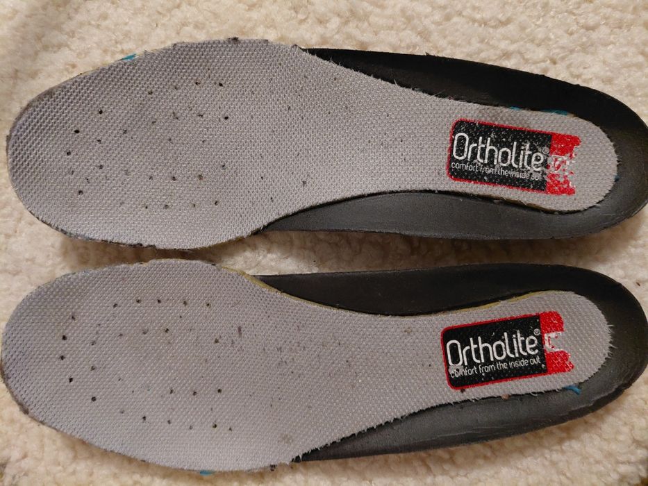 Кросівки високі спортивні (осінь-зима) 40р. В дуже хорошому стані