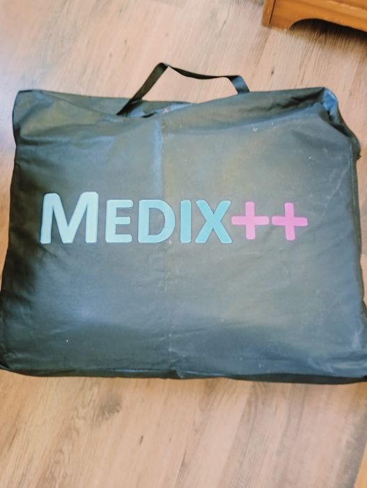 Materac masujący Medix