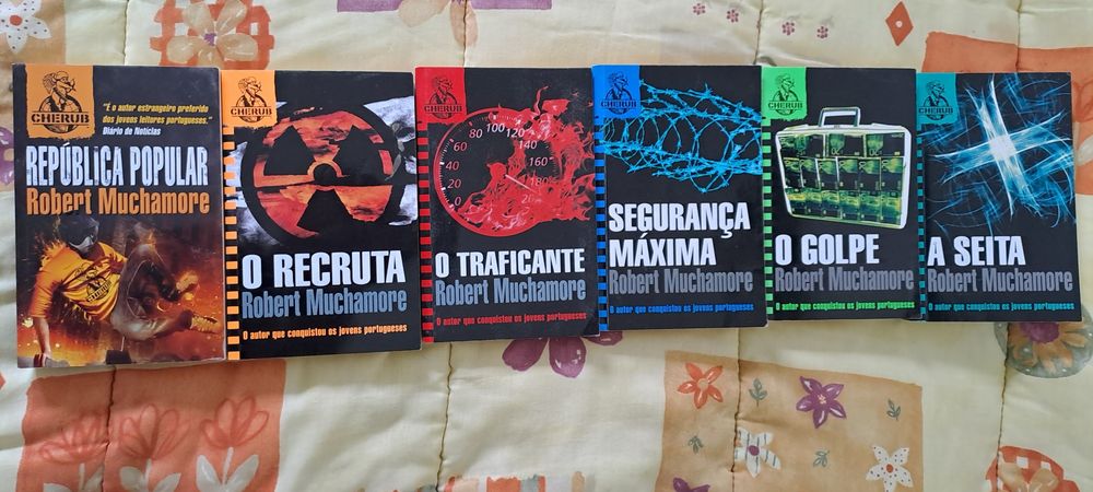Coleção dos livros CHERUB - Robert Muchamore