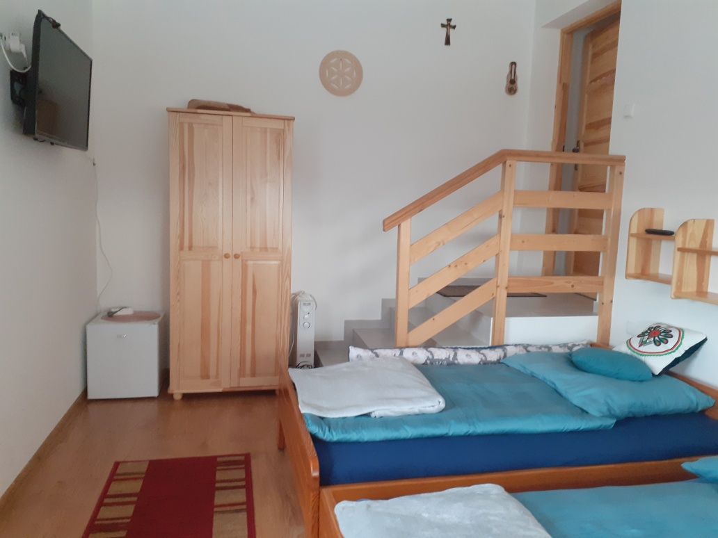 Pokoje w górach niedaleko Zakopanego.