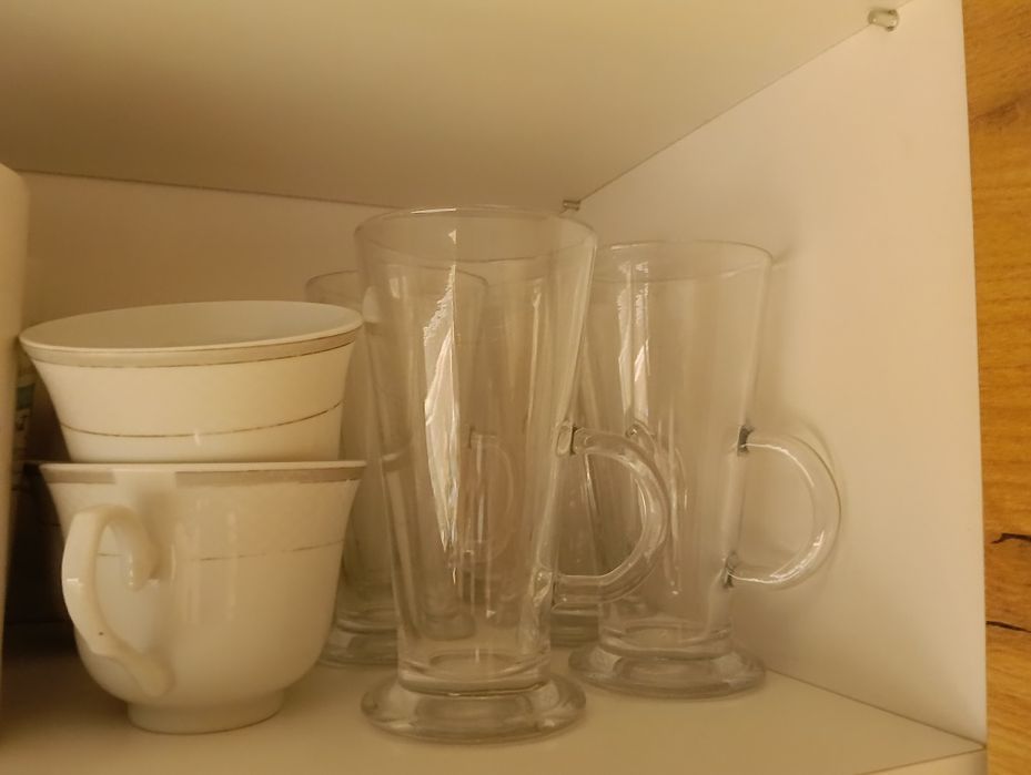 Używany Zestaw kubków . Idealny do kawy i  herbaty