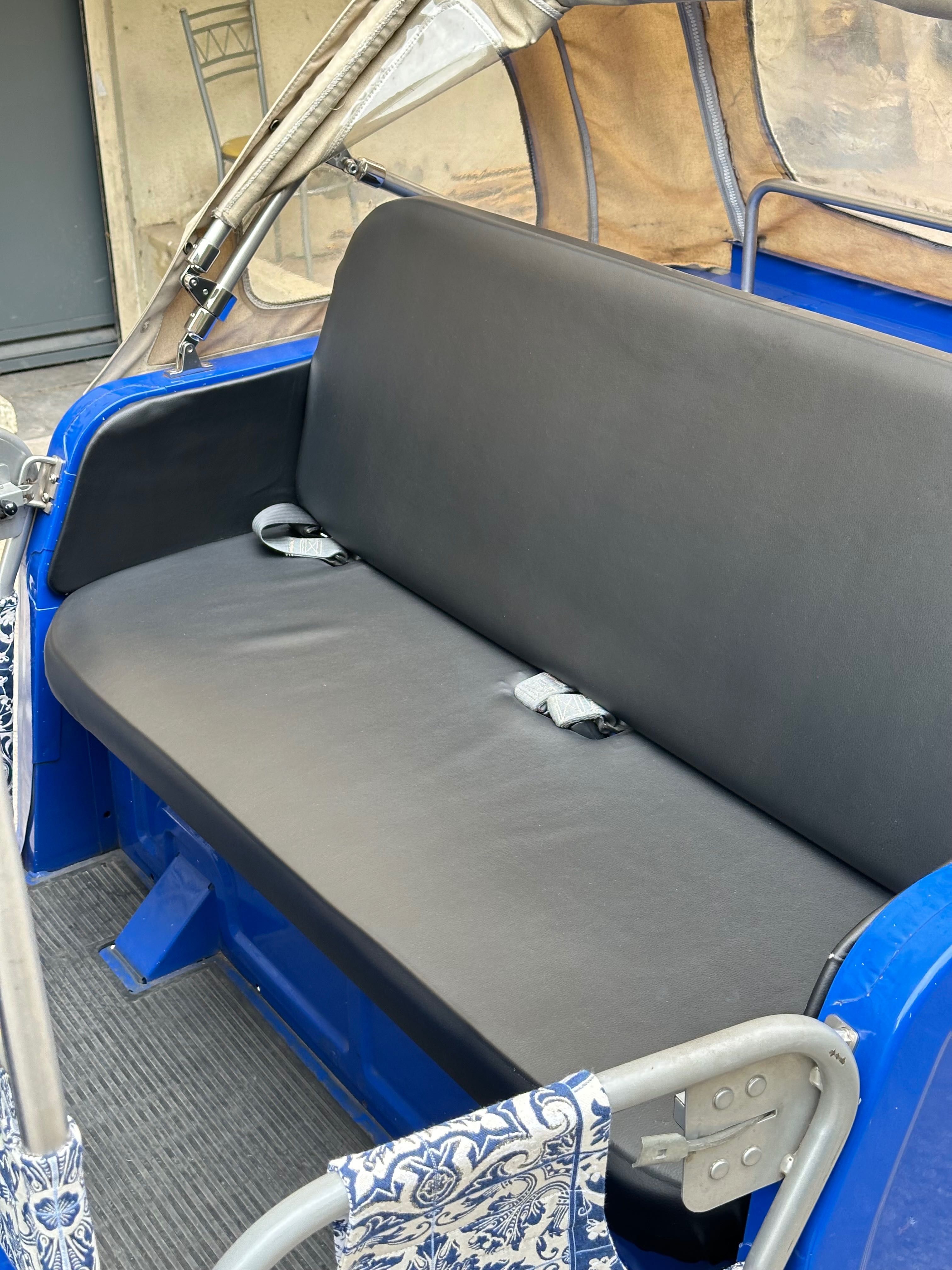 Tuk Tuk Piaggio Ape Celesino 200 “Micróbio” – Charme sobre três rodas!