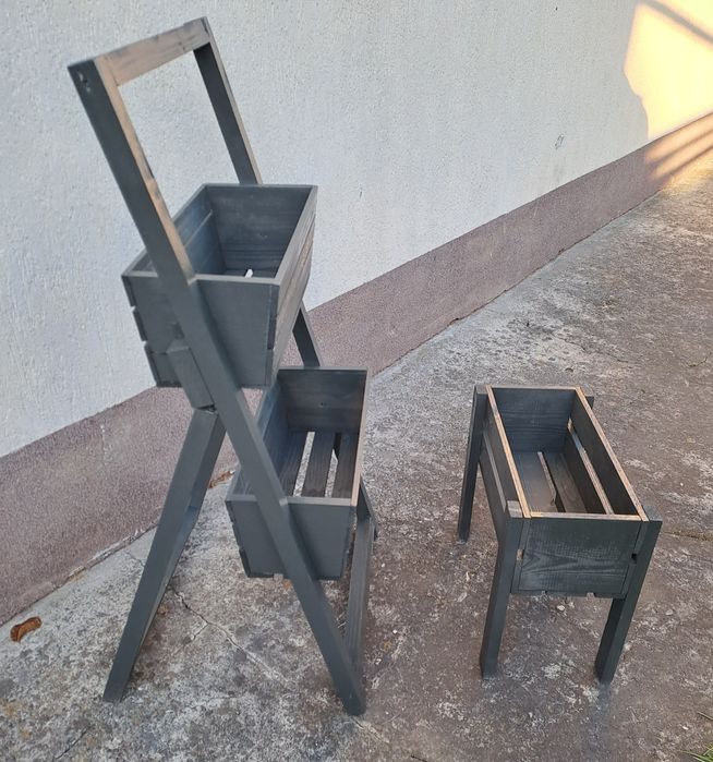 Kwietnik drewniany na 2 doniczki