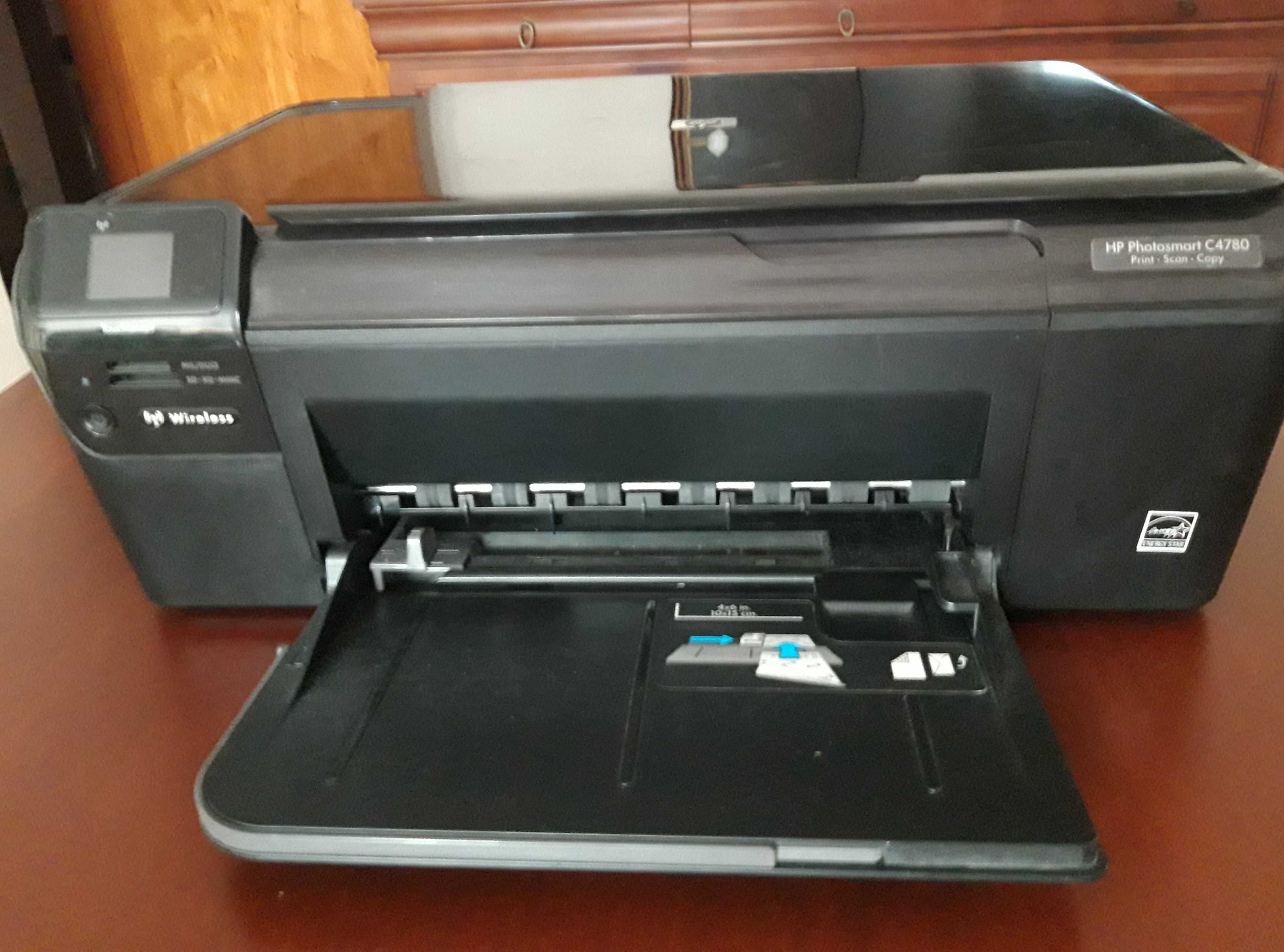 Impressora HP Photosmart C4780 All-in-One (Imprime, Copia, Digitaliza)