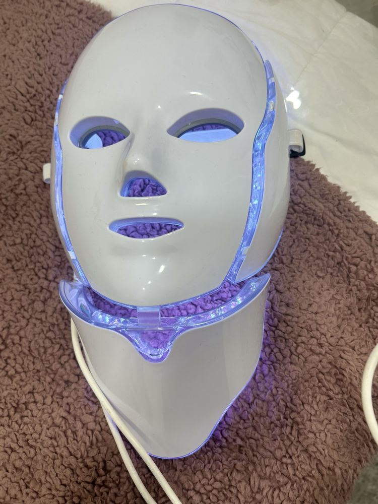 Mascara de Led de Tratamento.