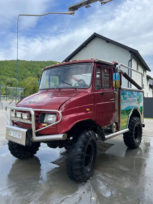 Mercedes Unimog 4x4