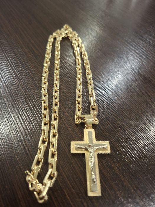 Złoty łańcuszek ankier