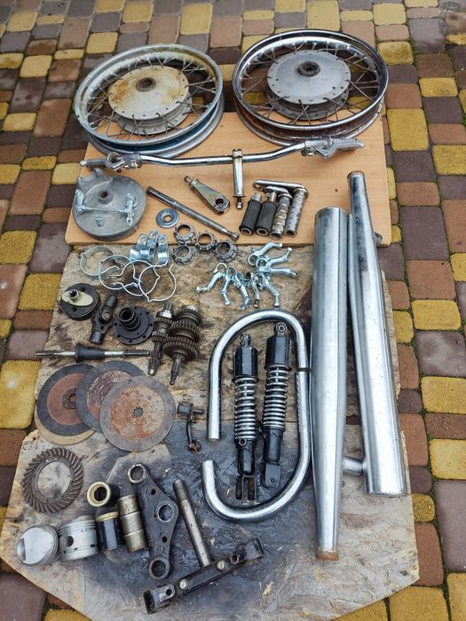 Колесо на 18 МТ Днепр Соло