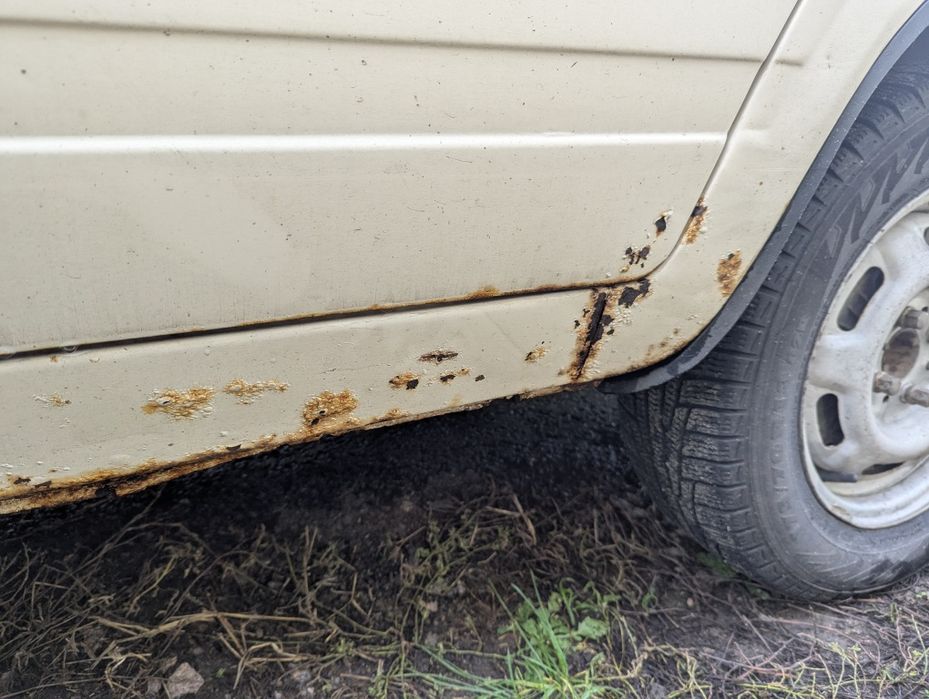 Ваз 2105 1998р. 5 ступка 1.5 пятьорка жига