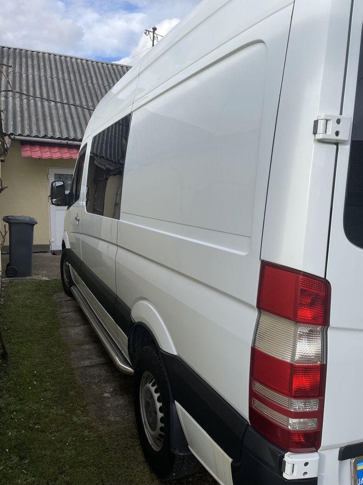 Mercedes-Benz sprinter W906