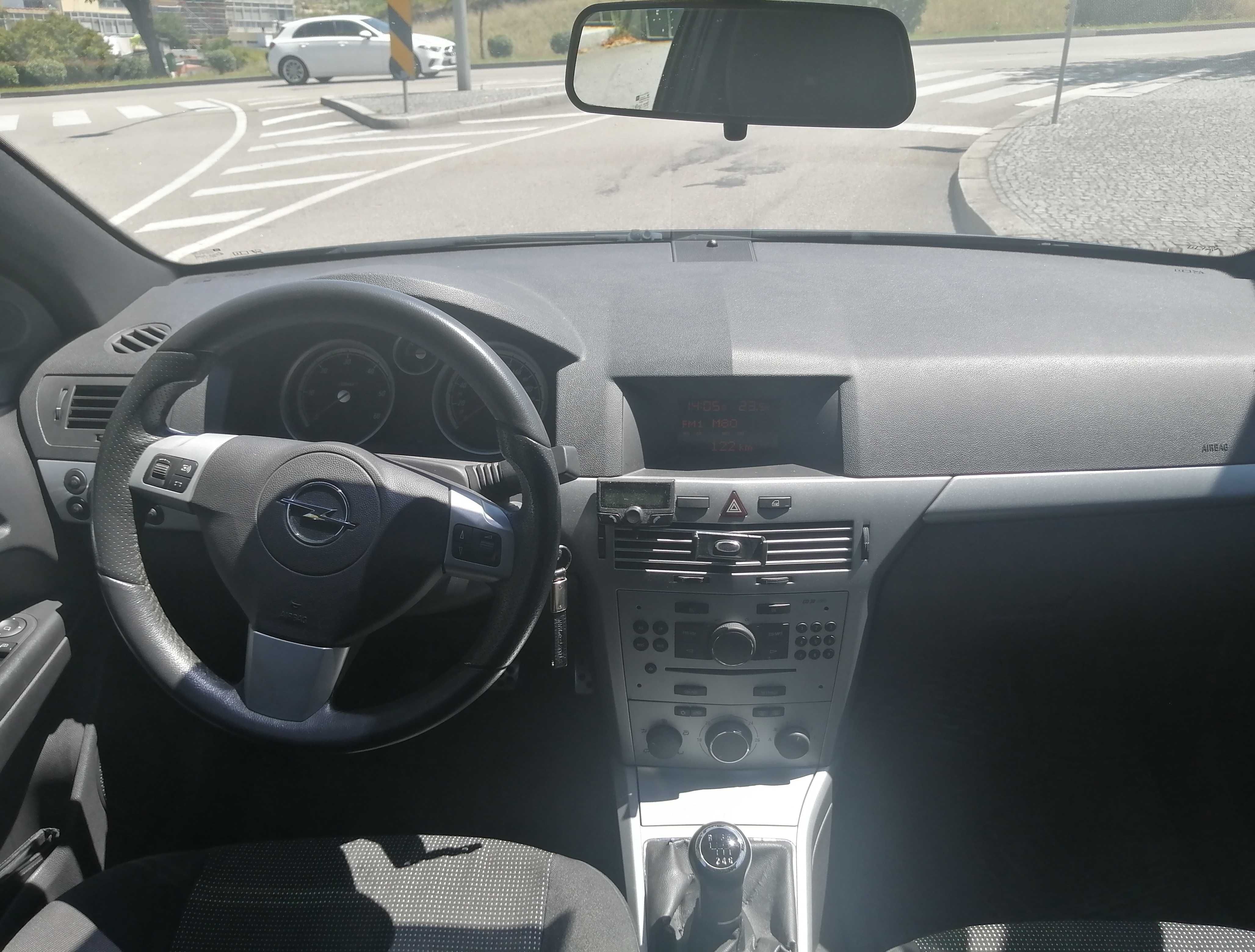 Opel Astra GTC 1.3 CDTI - Excelente estado!