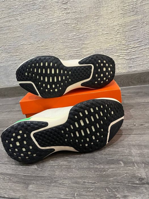 Кросівки Nike ZOOM X INVINCEBLE RUN flyknit 3