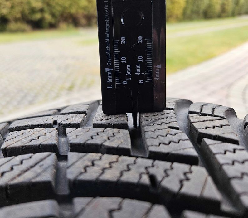 opona HANKOOK 17.