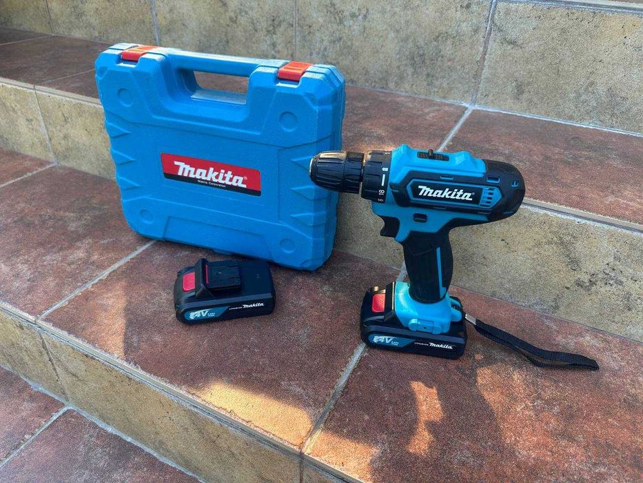 Аккумуляторный шуруповерт Makita 550 24В с DFR патроном с набором