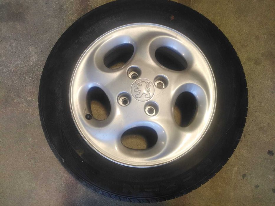 4 Jantes Peugeot 5 1/2J X14 ET 34 C/ Pneus 175/65R15 4X108