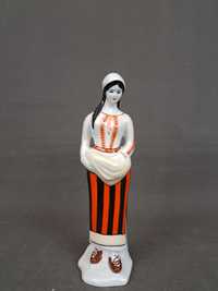 Kobieta, figurka porcelanowa STIPO DOROHOI, Rumunia