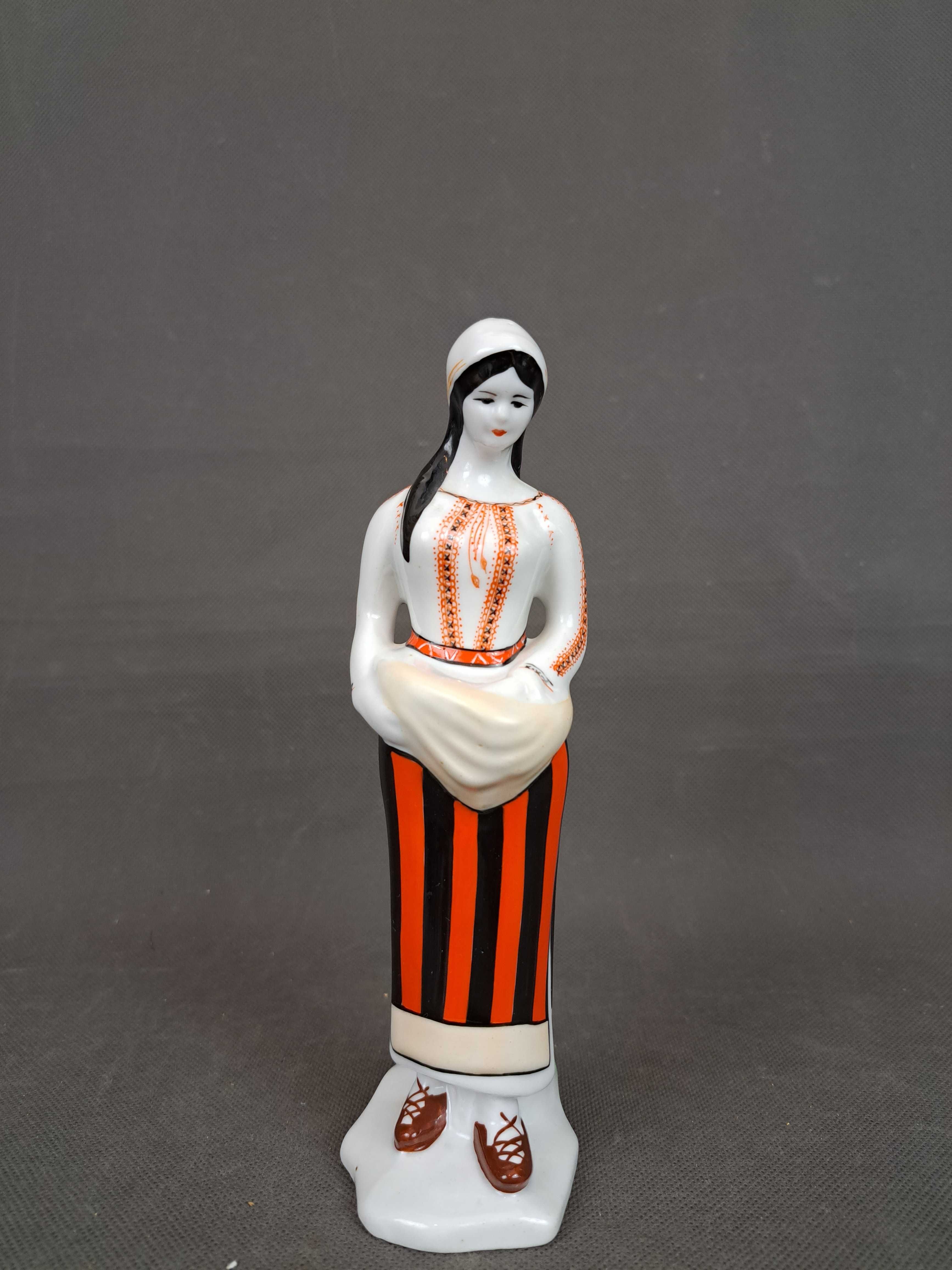Kobieta, figurka porcelanowa STIPO DOROHI, Rumunia